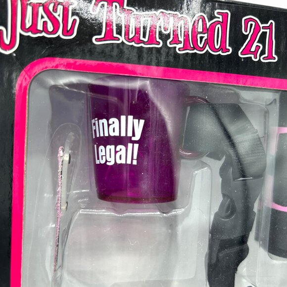 NIB JUST TURNED 21 PARTY SET NOVELTY SHOT GLASS LANYARD TIARA & SASH BOX SET - Picture 2 of 4